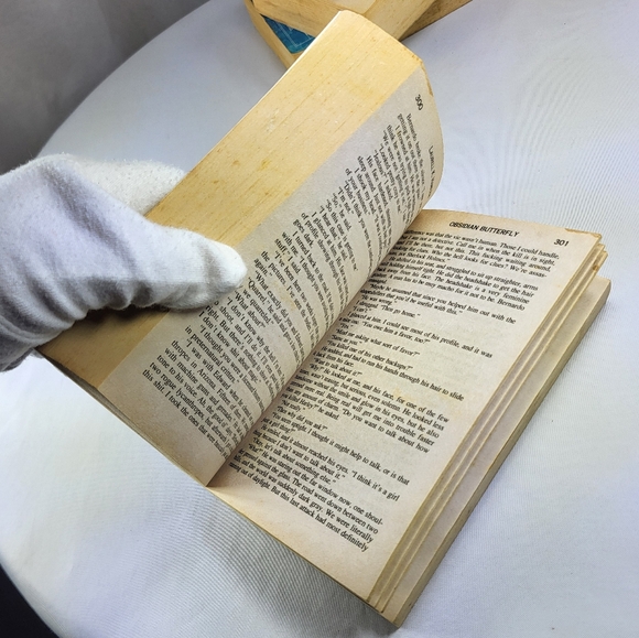 Anita Blake Vampire Hunter by Laurell K Hamilton Books #7, #8 & #9 of Series - Picture 12 of 16